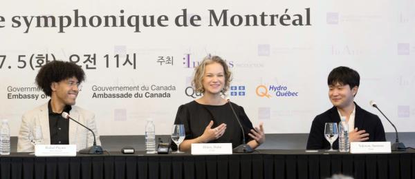 Rafael Payare, the musical director and co<em></em>nductor of the Mo<em></em>ntreal Symphony Orchestra (left), violinist Hilary Hahn (center) and pianist Sunwoo Yekwon participate in a press co<em></em>nference held at the Grand InterCo<em></em>ntinental Seoul Parnas on Tuesday. (Lee Sang-sub/The Korea Herald)