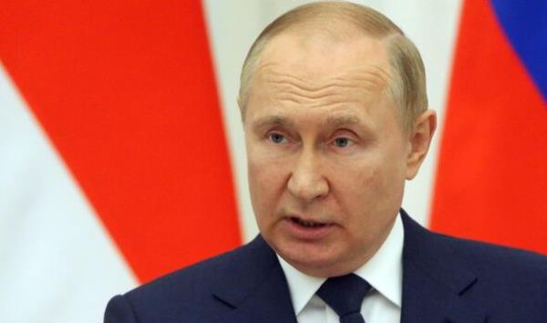 How have Vladimir Putin's aims changed since the start of the invasion?