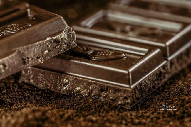 吃30克巧克力来降低血糖指数的人会发生什么?难以置信的