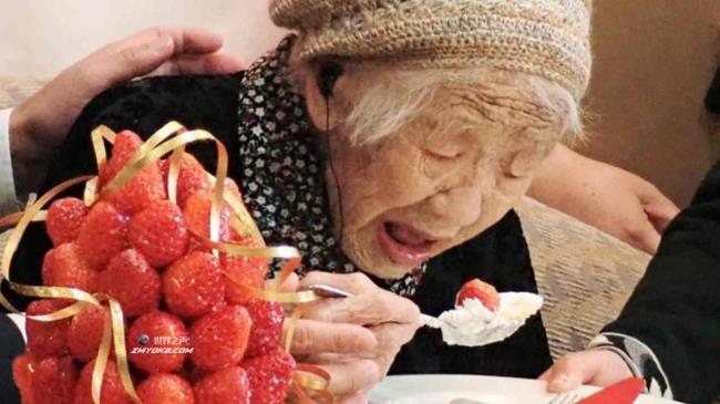 这是世界上最年长的女人吃的东西:她的饮食