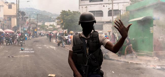 海地:两名记者被杀，在首都郊区被活活烧死