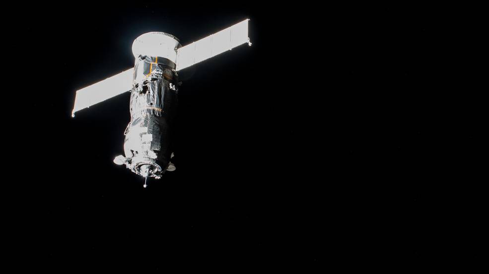 Russia's ISS Progress 78 resupply ship approaches the Internatio<em></em>nal Space Station for a docking to the Poisk module on July 2, 2021, two days after lifting off from the Baiko<em></em>nur Cosmodrome in Kazakhstan.