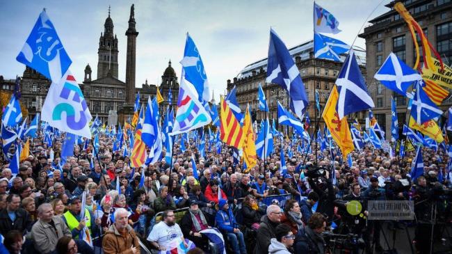 苏格兰独立:绿党支持独立公投